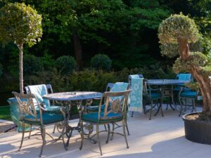 How Oxley's Works With Luxury Hotels