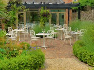 How Oxley's Works With Luxury Hotels