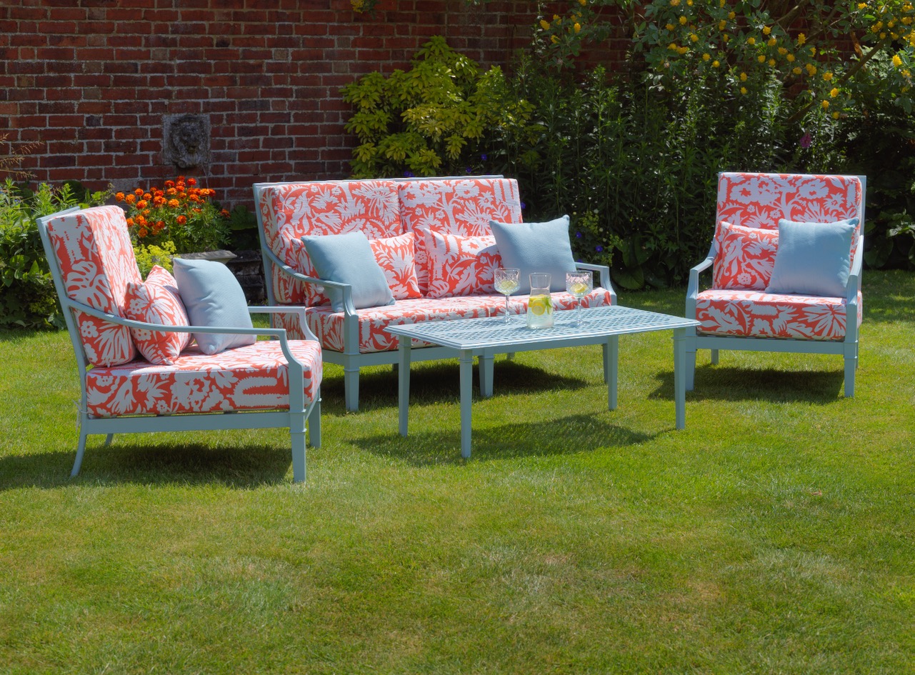 The Best Luxury Outdoor Furniture Brands for 2024 Oxley's