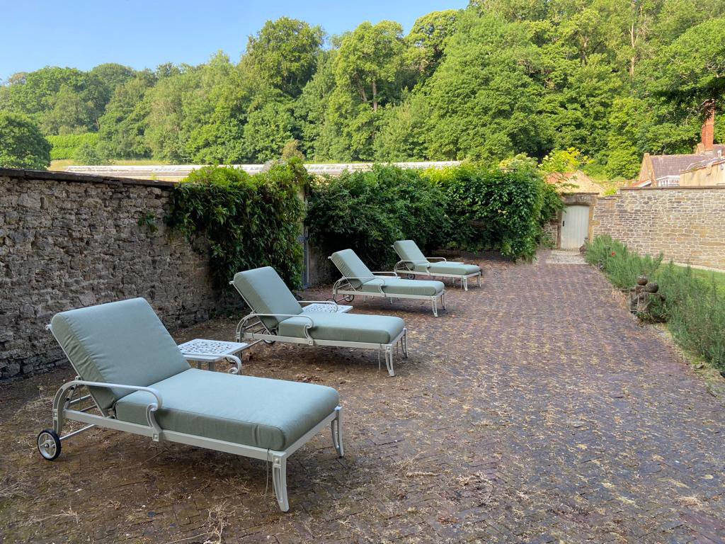 Oxley's Bespoke Outdoor Furniture